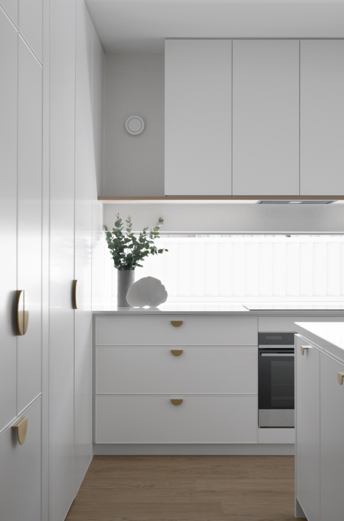 1702490319_kitchen-cupboard-handles.png