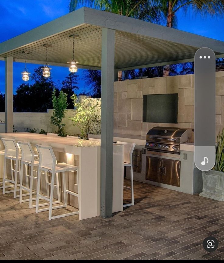 Transform Your Outdoor Space with Stylish
Bar Sets