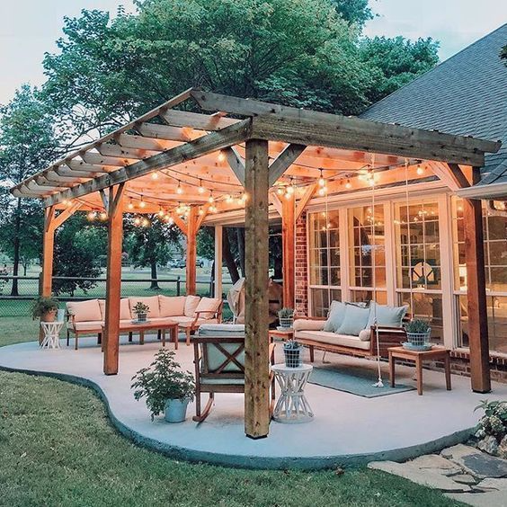 Simple patio design creates luxury