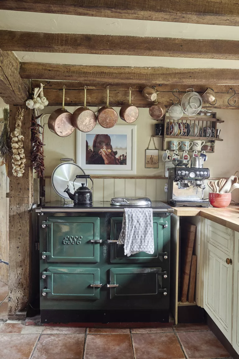 Cozy Country Kitchen Ideas for a Charming
Home