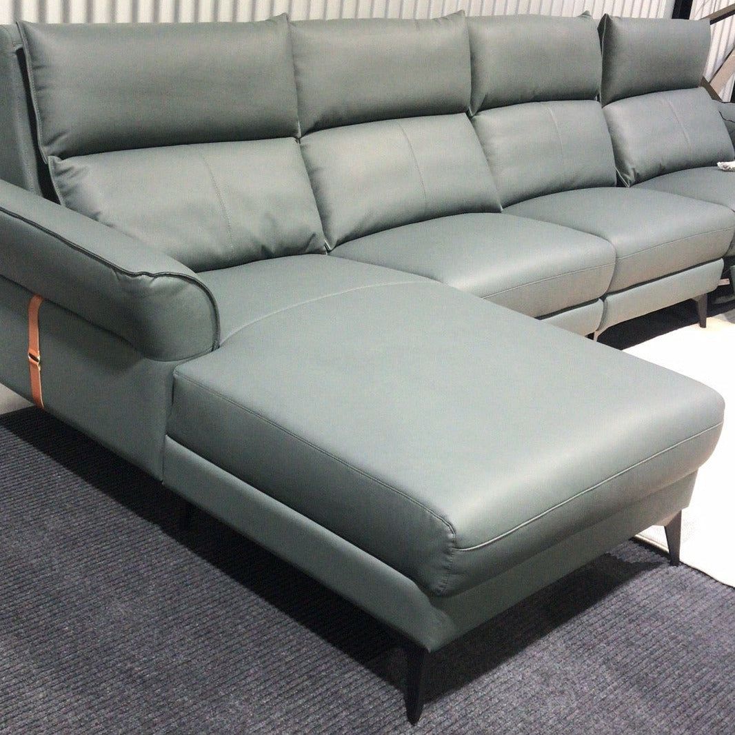 Use electric reclining loveseat for your
  living room and pleasure