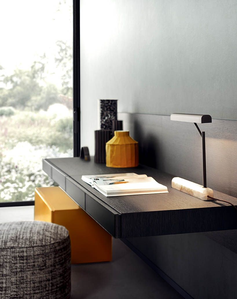 The Advantage of Installing a Floating
Desk for Your Home Office