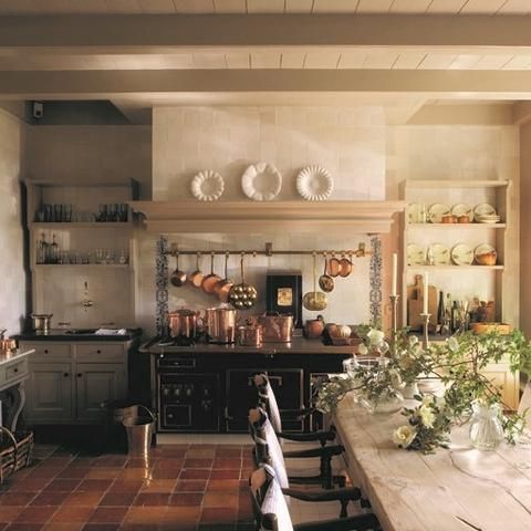 Creating the Perfect French Country
Kitchen: A Guide to Rustic Elegance