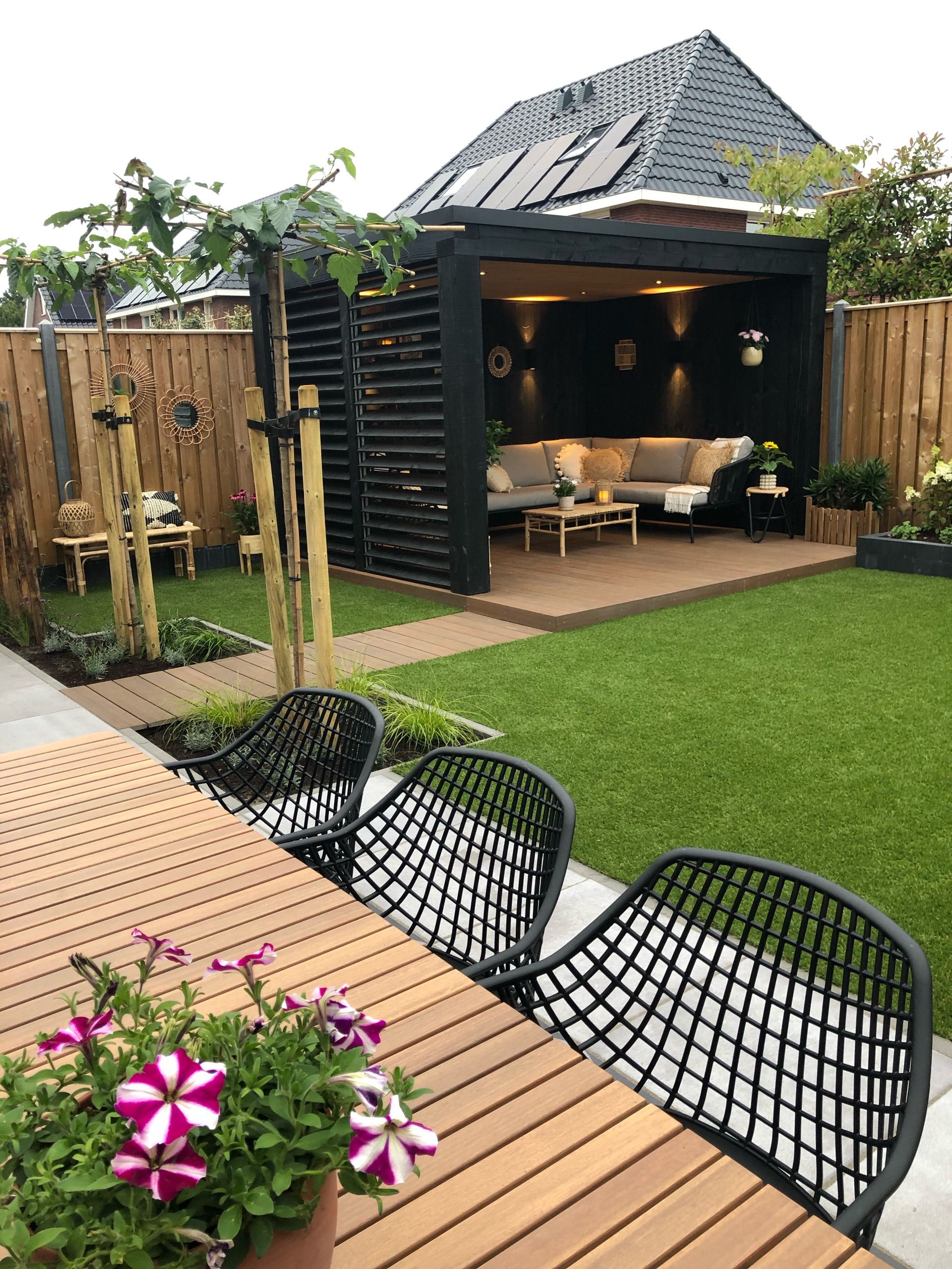 The Benefits of Garden Rooms: How to
Enhance Your Outdoor Living Space