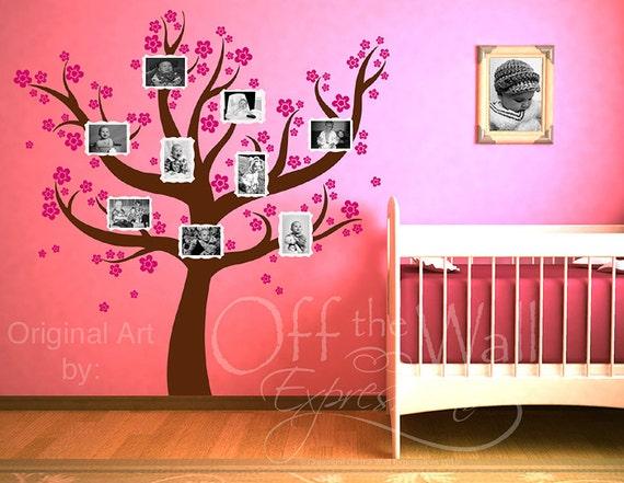 Family photos create warmth in your nursery nook atmosphere