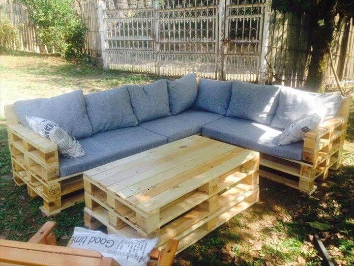 Build a simple, chic seating area integrated with a Pallet Garden backdrop