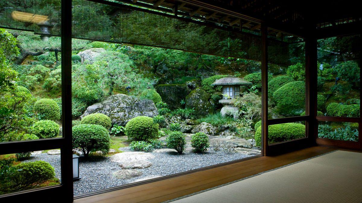 A shaded‌ seating area ​encourages quiet reflection ‌within your Zen ‌Garden space