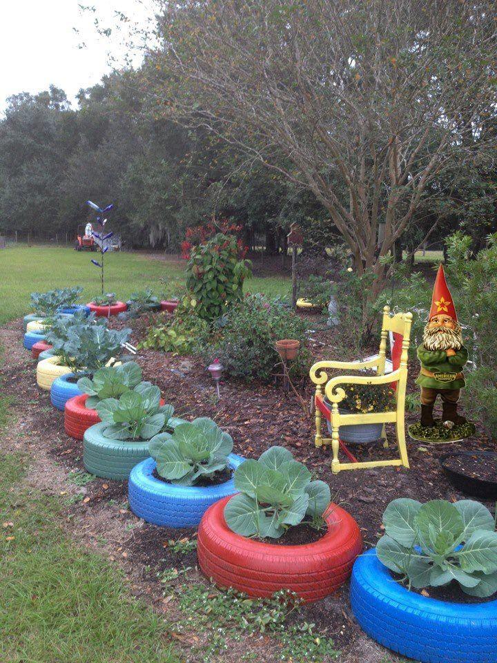 Combine pallets and old tires⁢ to create fascinating multi-layer garden beds