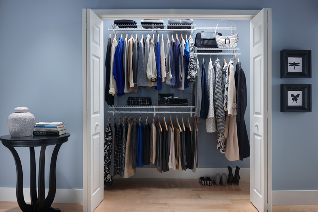 How to organize bedroom closet?