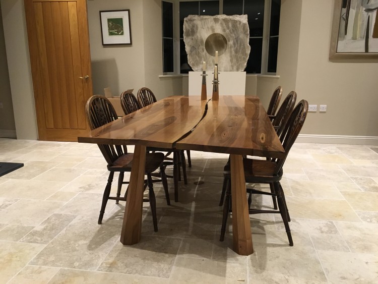 bespoke furnitures in pursuit of imperfection - a walnut dining table VRXVACG