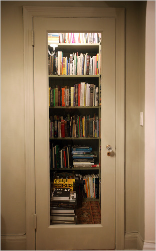 book storage hack #6: closet library CZCDEUA