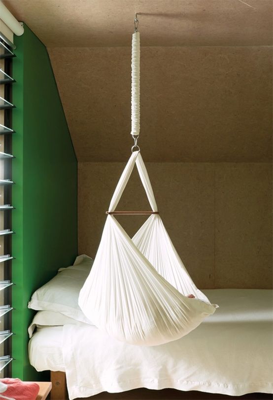 floating crib - baby hammock by natureu0027s sway. what a cool baby bed SOZRXIS