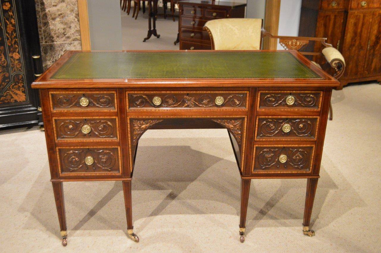 mahogany antique desk by gillows of lancaster 3 NXTXGNA