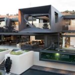 modern house house in kloof road : modern houses by nico van der meulen architects LNMZZHH