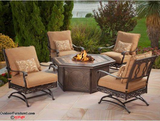 Tips for choosing furniture from a patio
furniture clearance sale