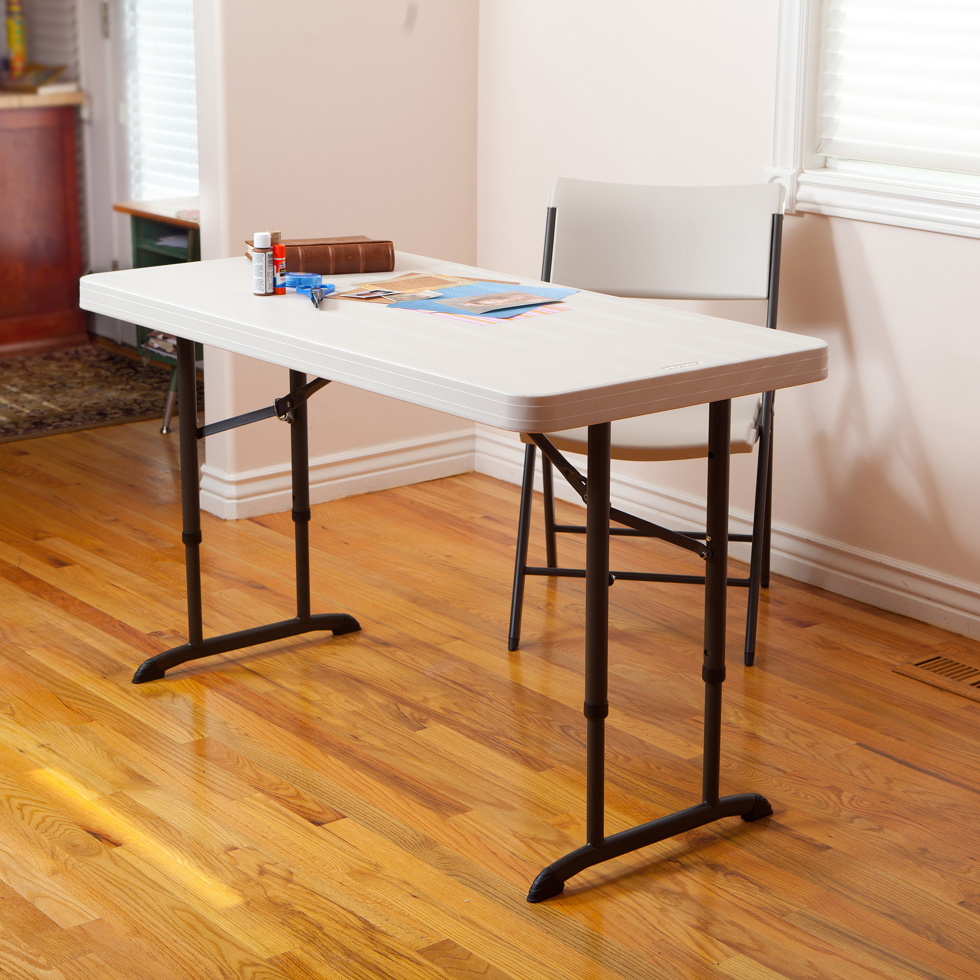 Smart look small folding table