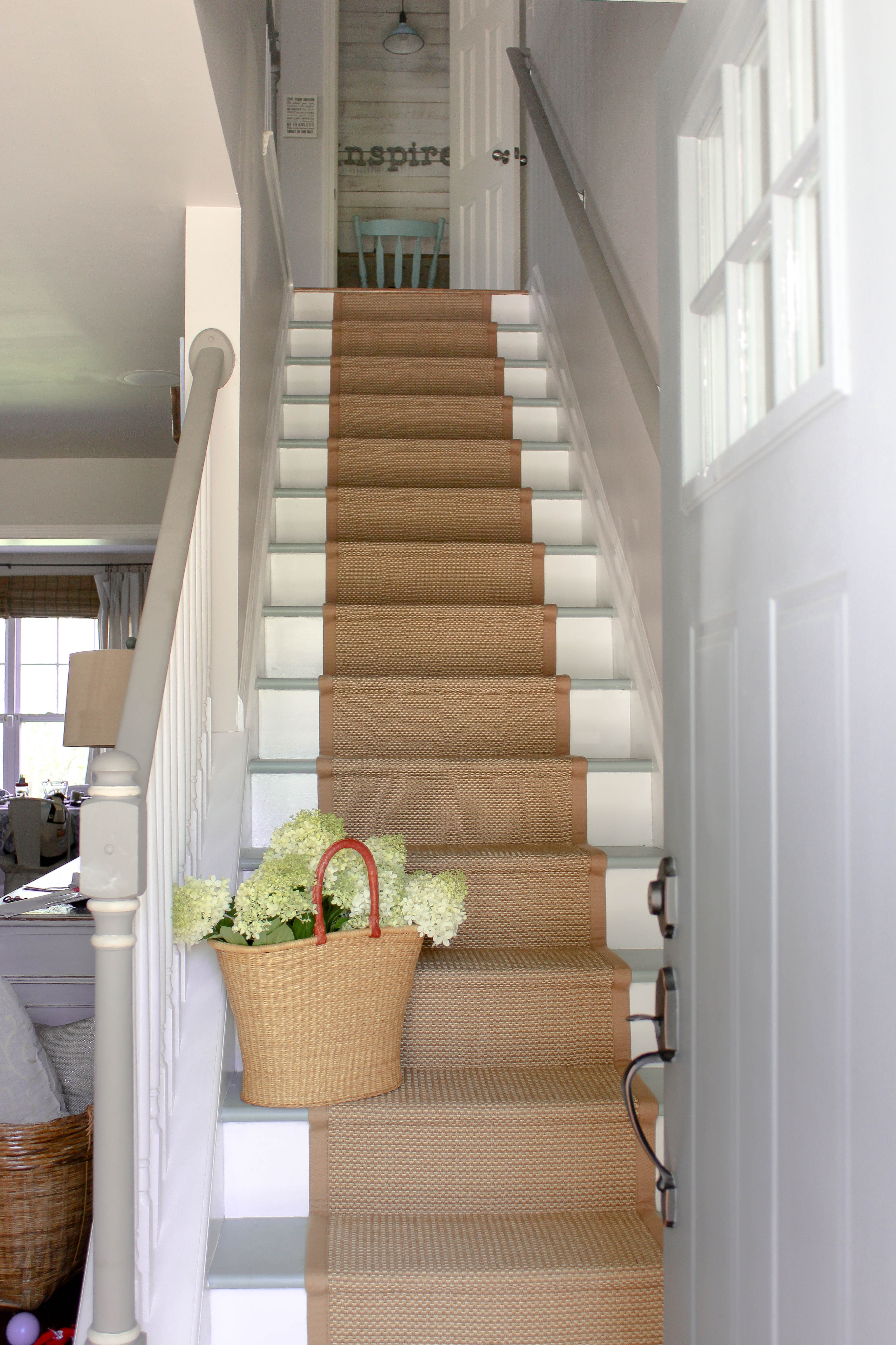stair runners a stair runner make to look like sisal or natural fiber but holds STFKWLS