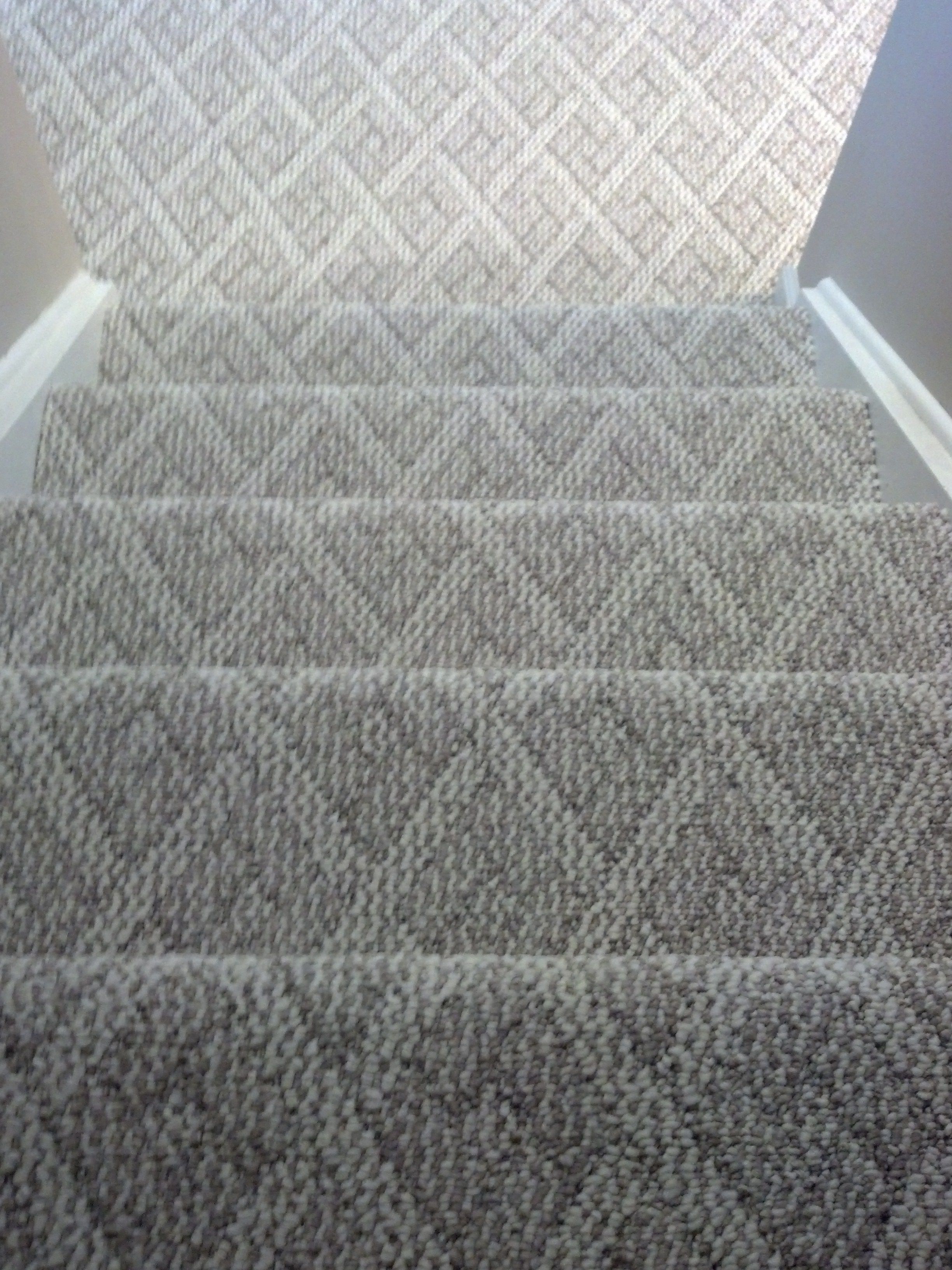 berber carpeting berber carpet cincinnati, ohio installed on steps and basement family room.  note.....notice EOAUCHT