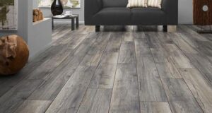 hardwood floor ideas hardwood floors are very versatile and can match almost any living room JQUNOEH