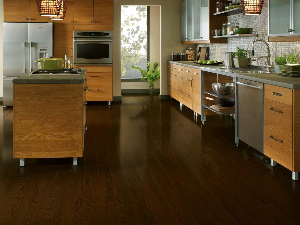Laminate flooring reviews: tips, pros and
  cons