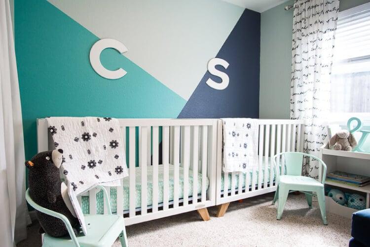 Bold‌ Patterns:⁣ Geometric designs bring ⁤energy ⁢to your stylish Boy ‌Nursery