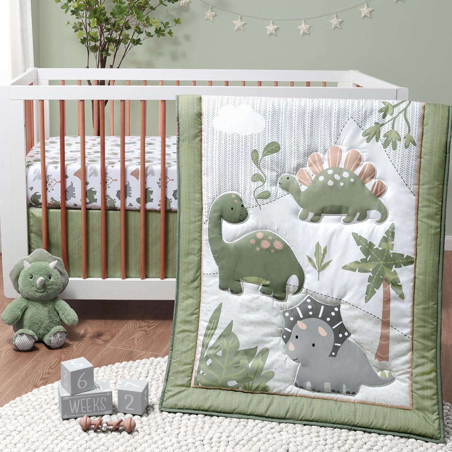 Dinosaur Adventure: Exciting ​dino decor creates a playful Boy ⁢Nursery environment