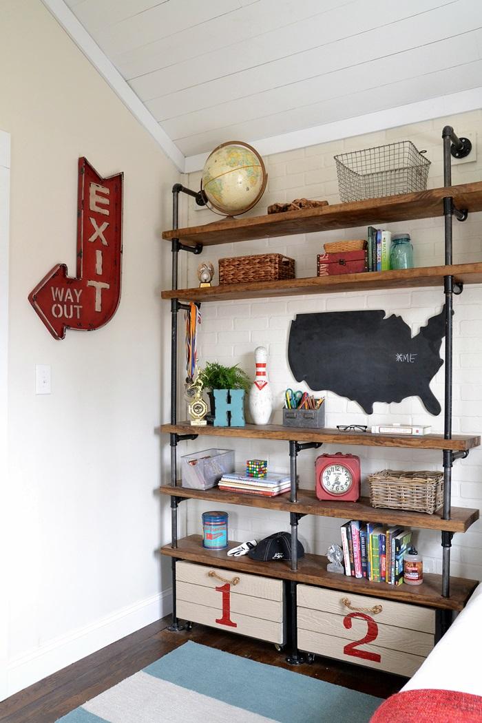 Incorporate fun shelving to⁣ display books and⁣ treasures in‍ your ⁤boy nursery