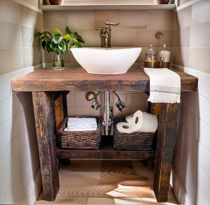 Elevate your space​ with handcrafted pottery in farmhouse bathrooms