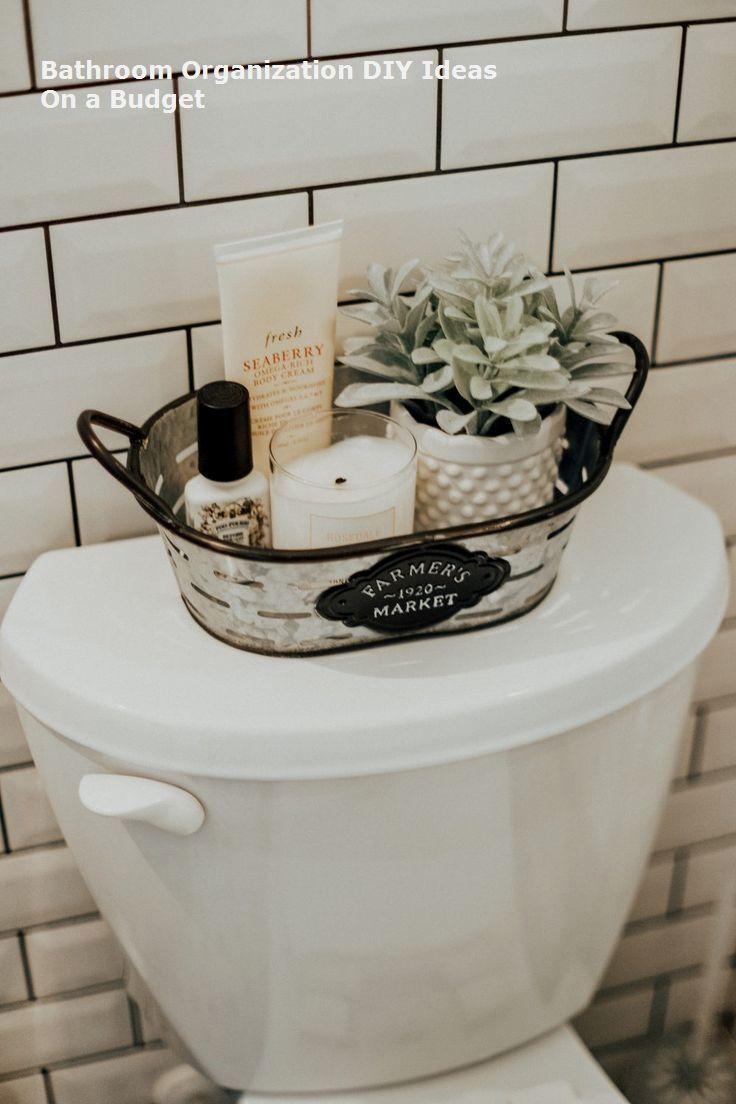 Handmade pottery accents elevate farmhouse bathrooms’ natural aesthetic