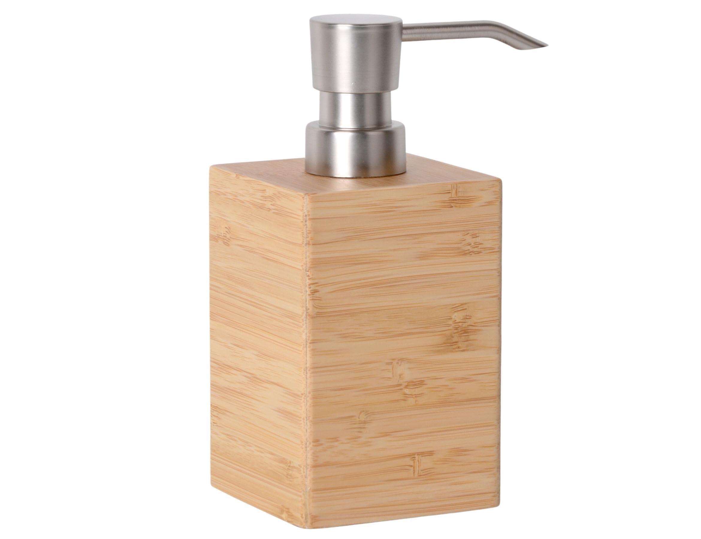 Handmade soap dispensers craft a​ personal⁤ touch in farmhouse bathrooms