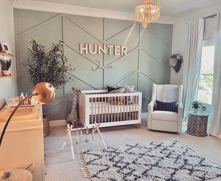 Create a⁤ garden-inspired boy ⁣nursery with⁢ botanical accents and colors