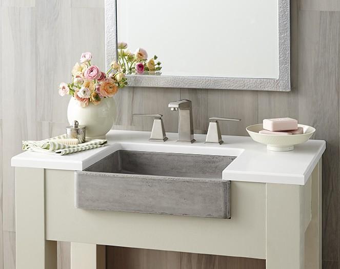 Install a farmhouse sink for functional⁣ beauty in bathrooms