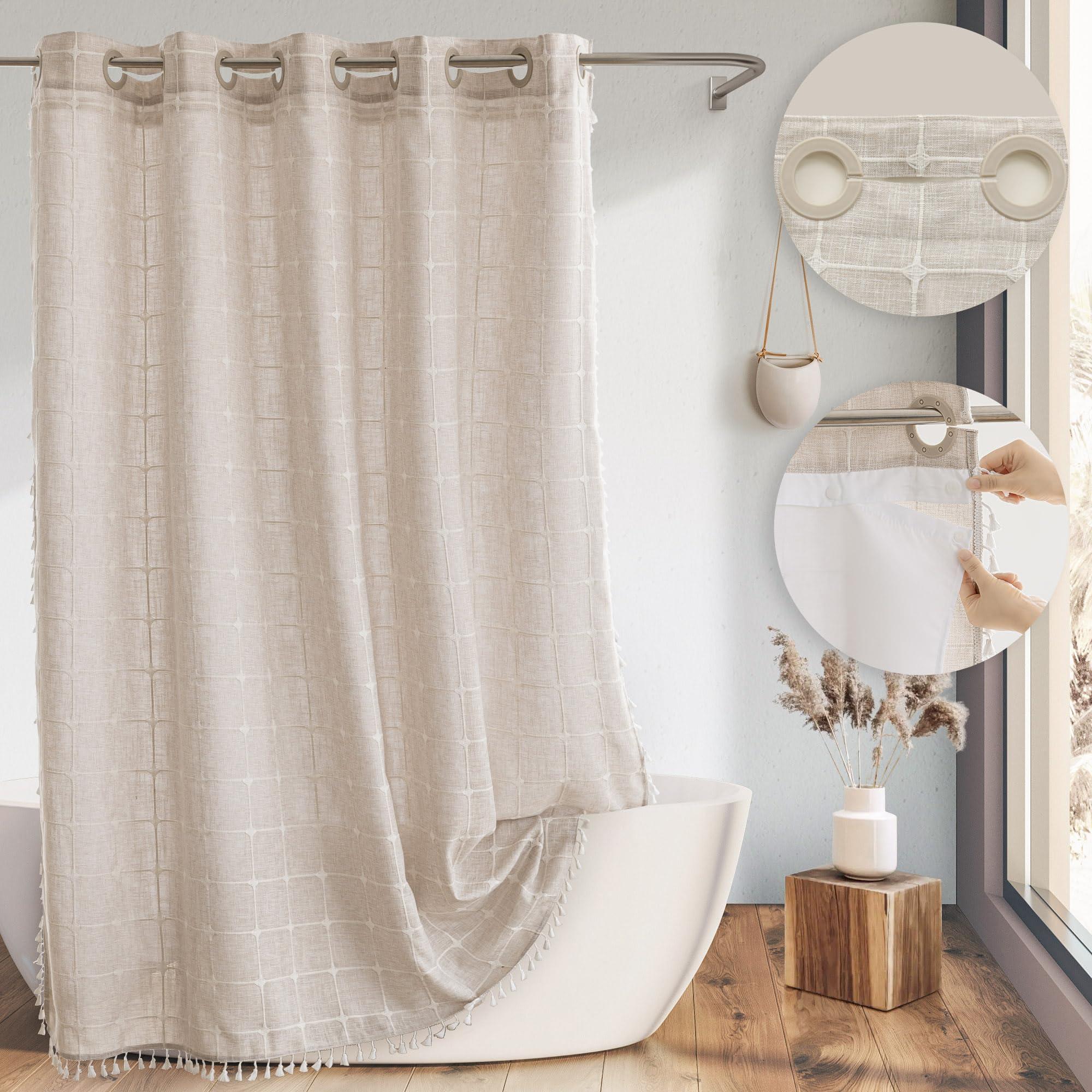 Use a neutral⁢ shower curtain⁣ to maintain farmhouse bathrooms serenity