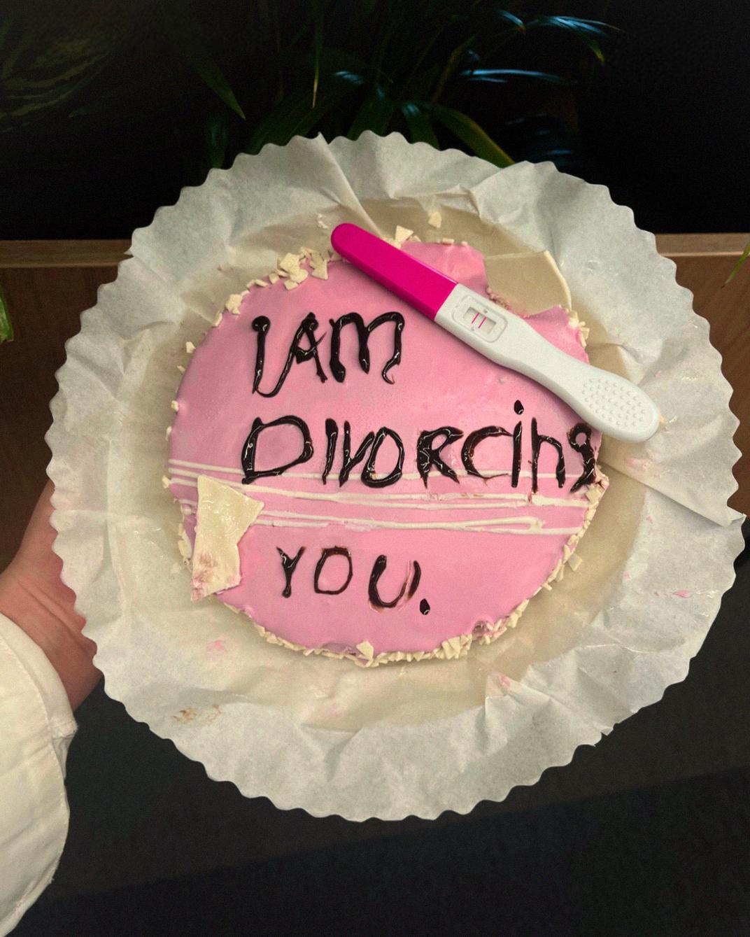 She Opened a Cake From Her Husband—And Found a Message That Changed Everything
