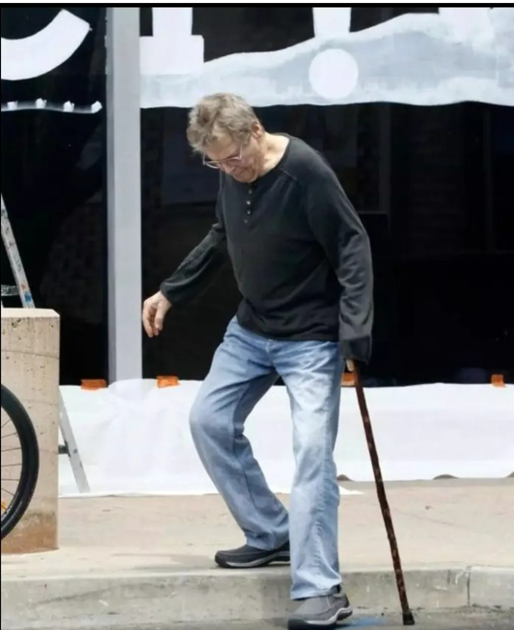 A Family’s Silence Behind a Hollywood Farewell