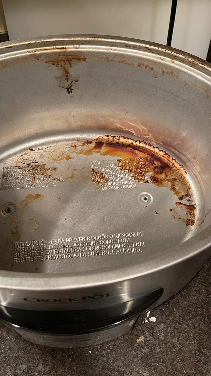 How to Restore Stainless Steel Pans Using Simple Kitchen Ingredients