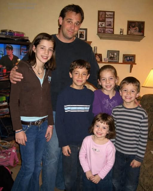 A Family’s Unexpected Discovery Revealed a Legacy of Love and Sacrifice
