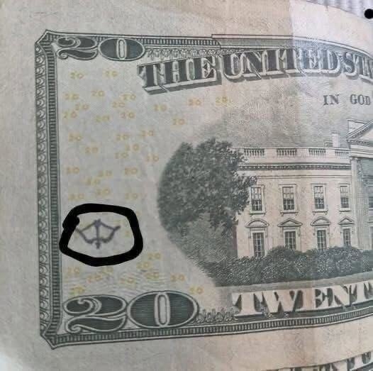 Strange Marks on Paper Money Reveal a Fascinating History of Global Trade