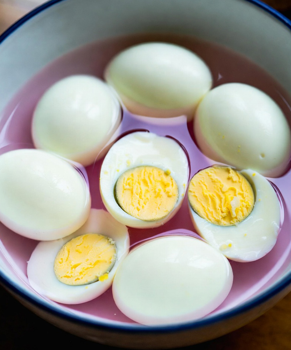Boiled Eggs vs. Fried Eggs: Which Breakfast Choice Is Better for Energy and Nutrition?