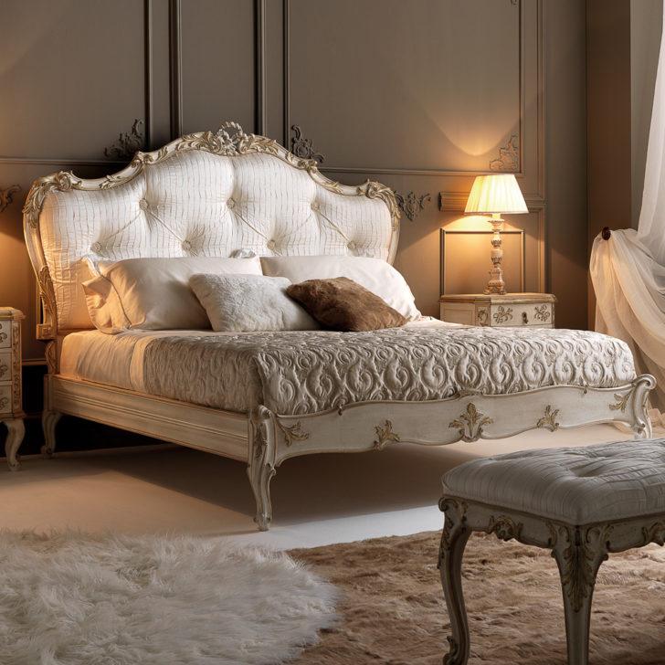 Luxury Bedroom: Indulge in opulent ⁤fabrics and elegant furnishings for glamour