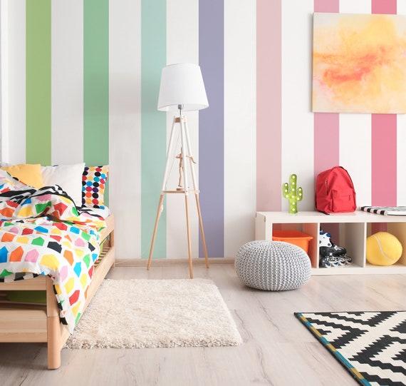 Bold ⁢Stripes: Use colorful stripes on walls for a modern boy nursery look