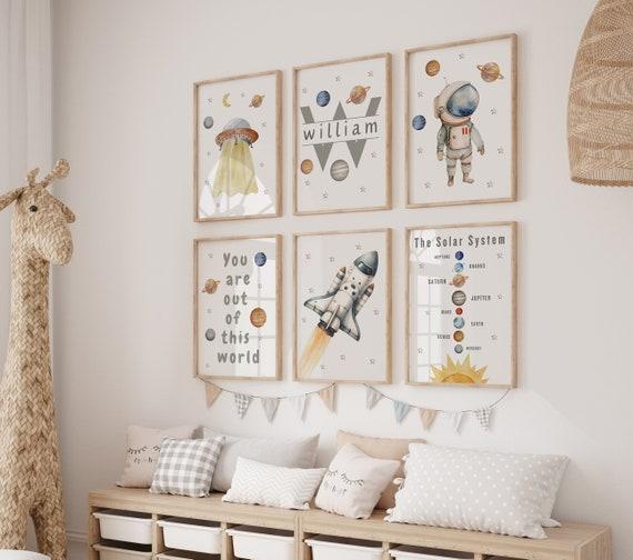 Space exploration ⁢boy ⁣nursery featuring⁢ stars, rockets, and planet decals