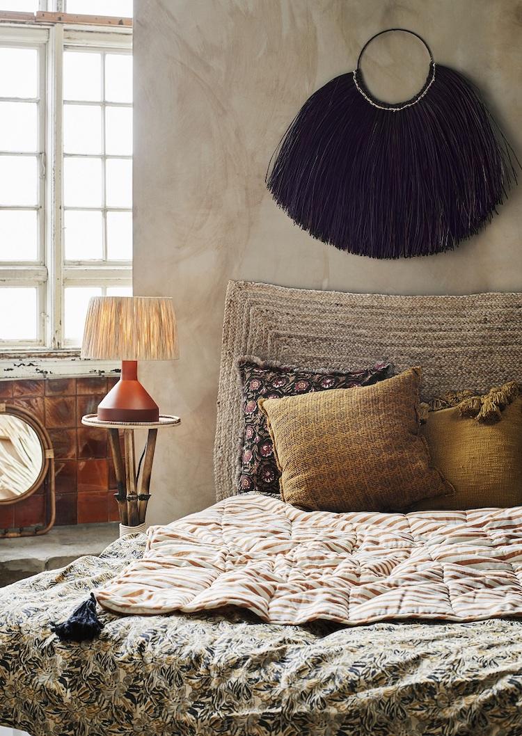 Bedroom Trend: Handcrafted decor showcases unique artistry and personal ⁢touch