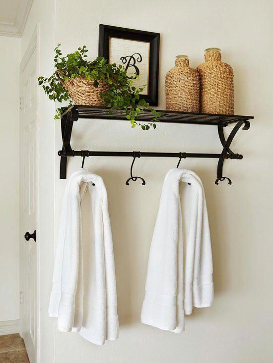 Attach hooks to walls ⁣for towels in your narrow bathroom