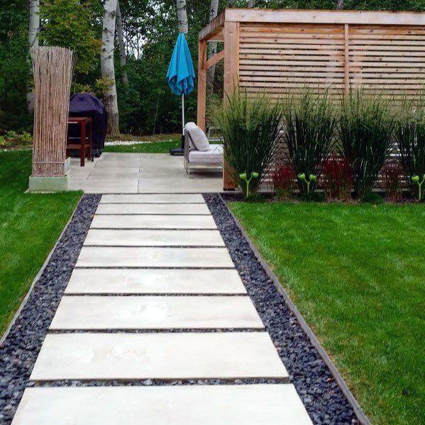 Arrange stepping ⁣stones creatively‍ for an inviting pathway​ in front yard landscaping