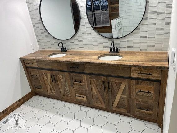 Introduce a⁣ double sink ‌for functionality in farmhouse bathrooms