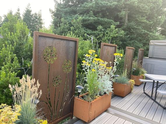 Custom-made privacy screens for an ‌intimate feel in your screened porch