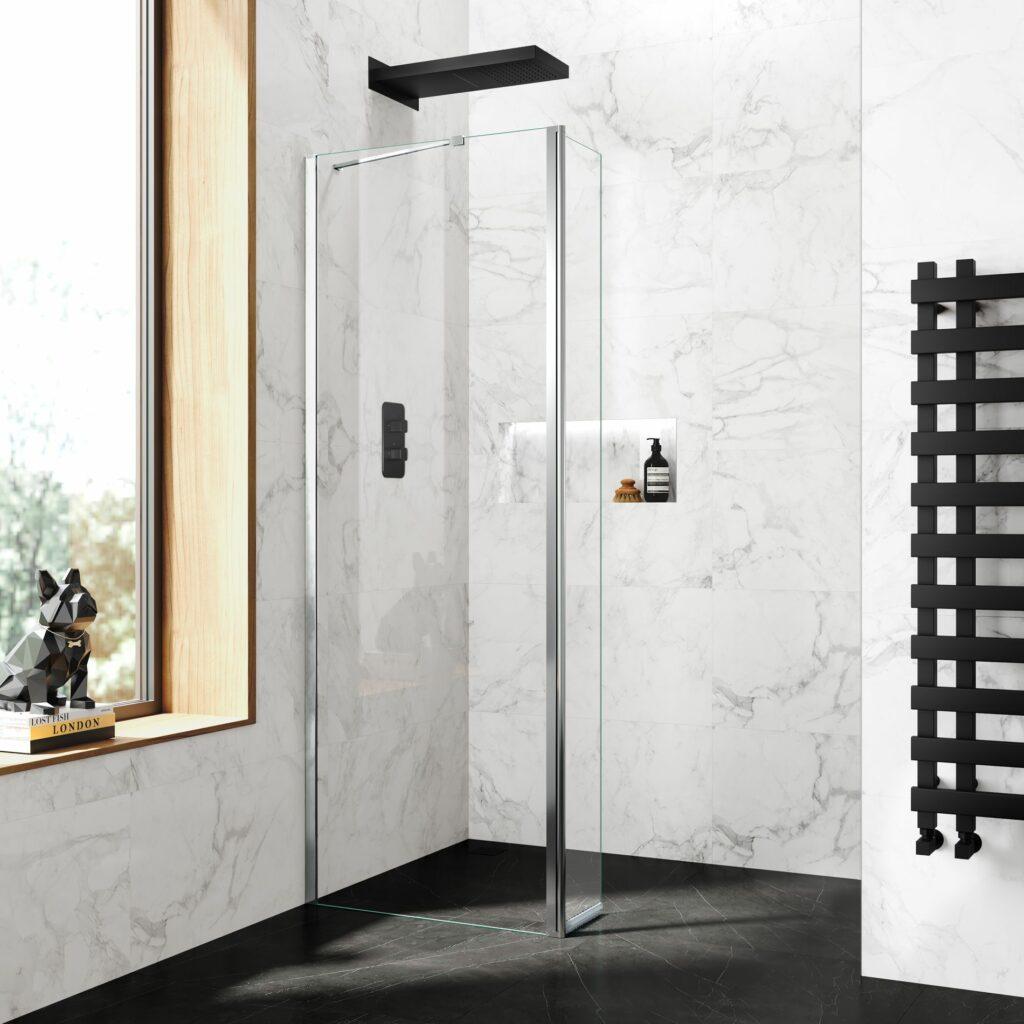 Use clear glass shower ‍walls ⁢to create an illusion of space