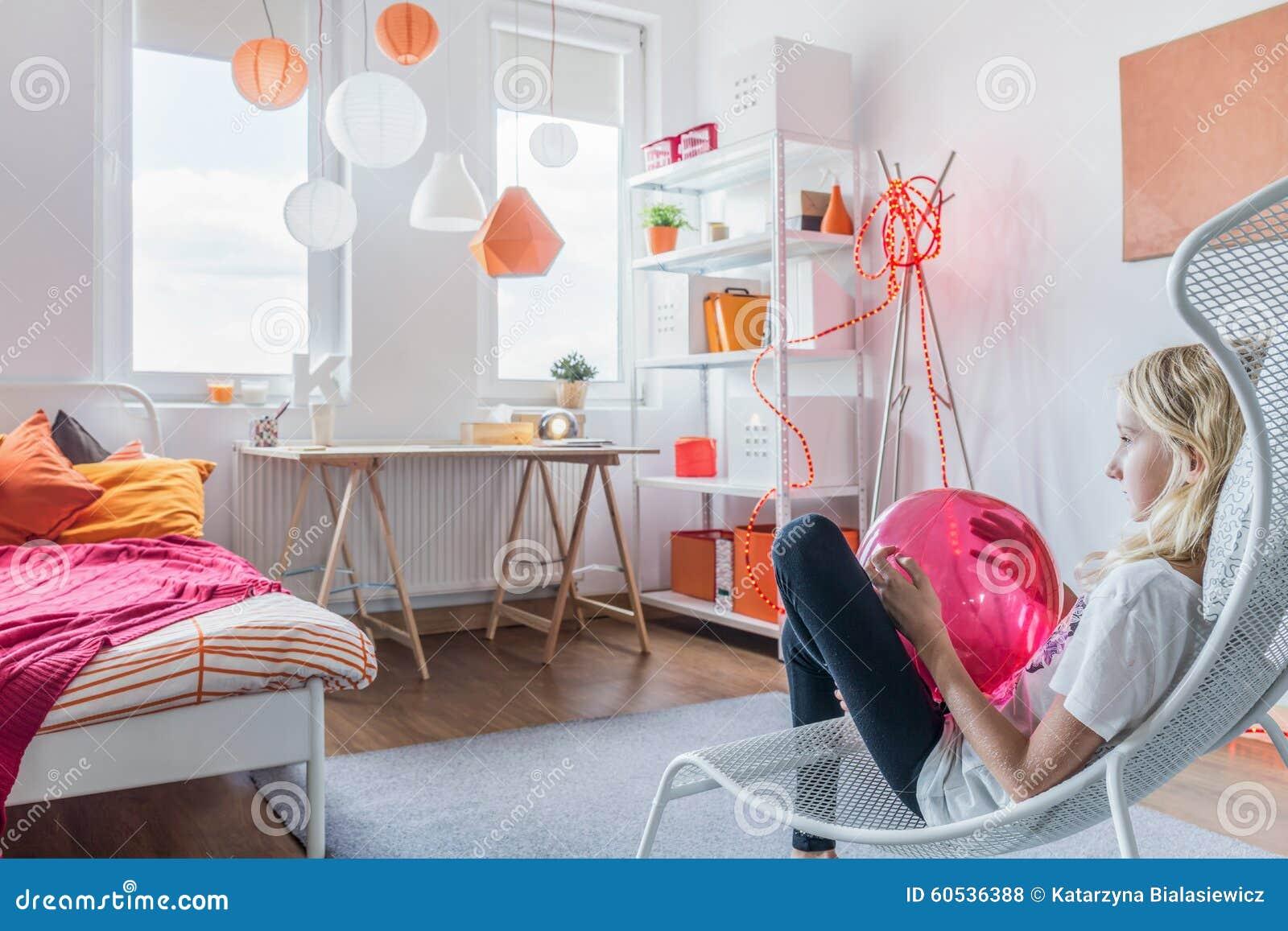 Space for self-care: ‍Designate an area for relaxation ‍and‍ pampering in the ⁤teen girl bedroom