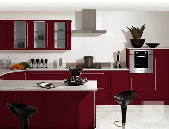 Install a ​bold ⁤black ⁣backsplash for‍ added depth in your burgundy ⁤kitchen